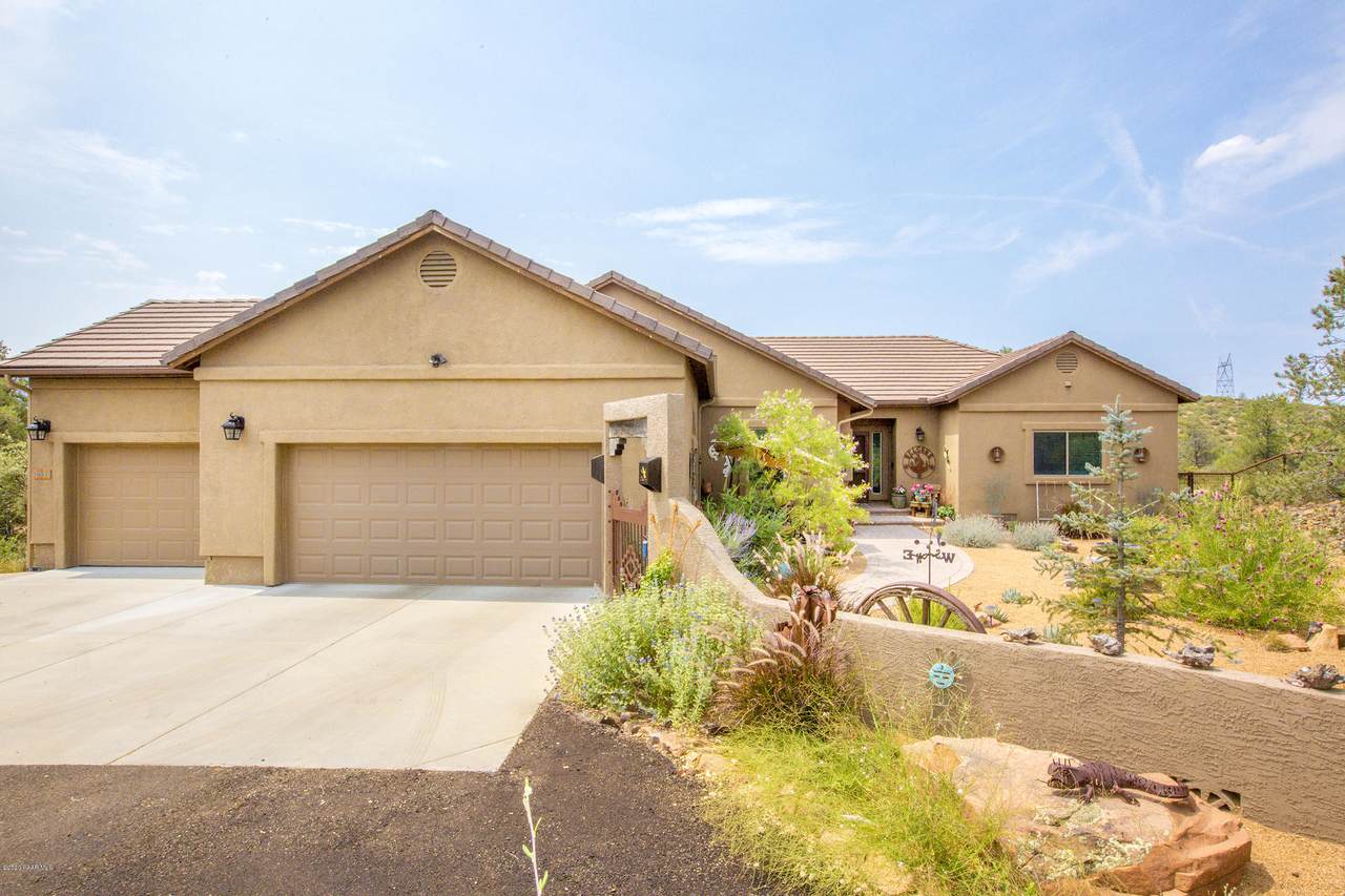 4910 Dream Weaver Lane - Photo 1