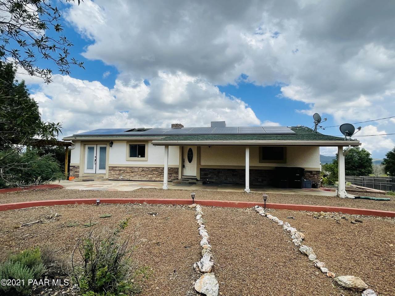 405 Antelope Drive - Photo 1