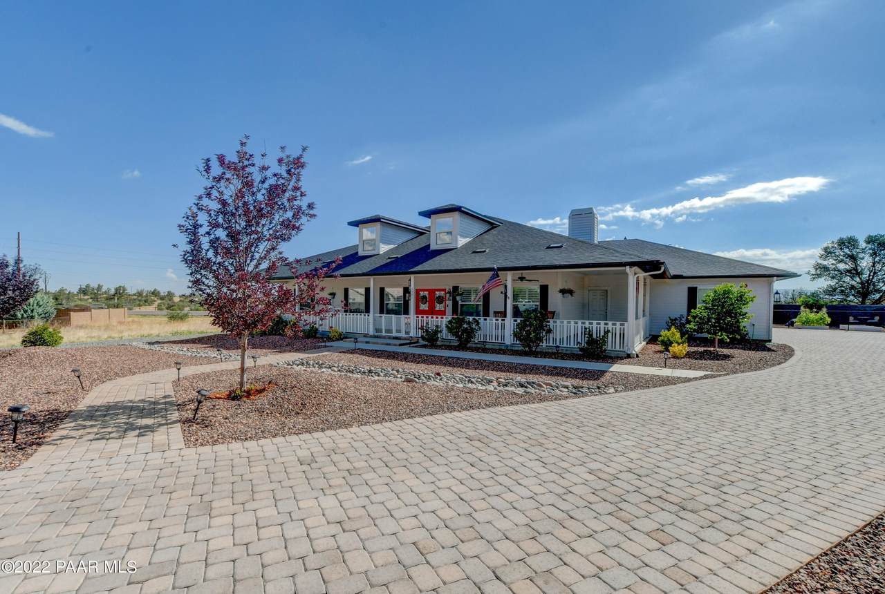 5981 Honeysuckle Road - Photo 1