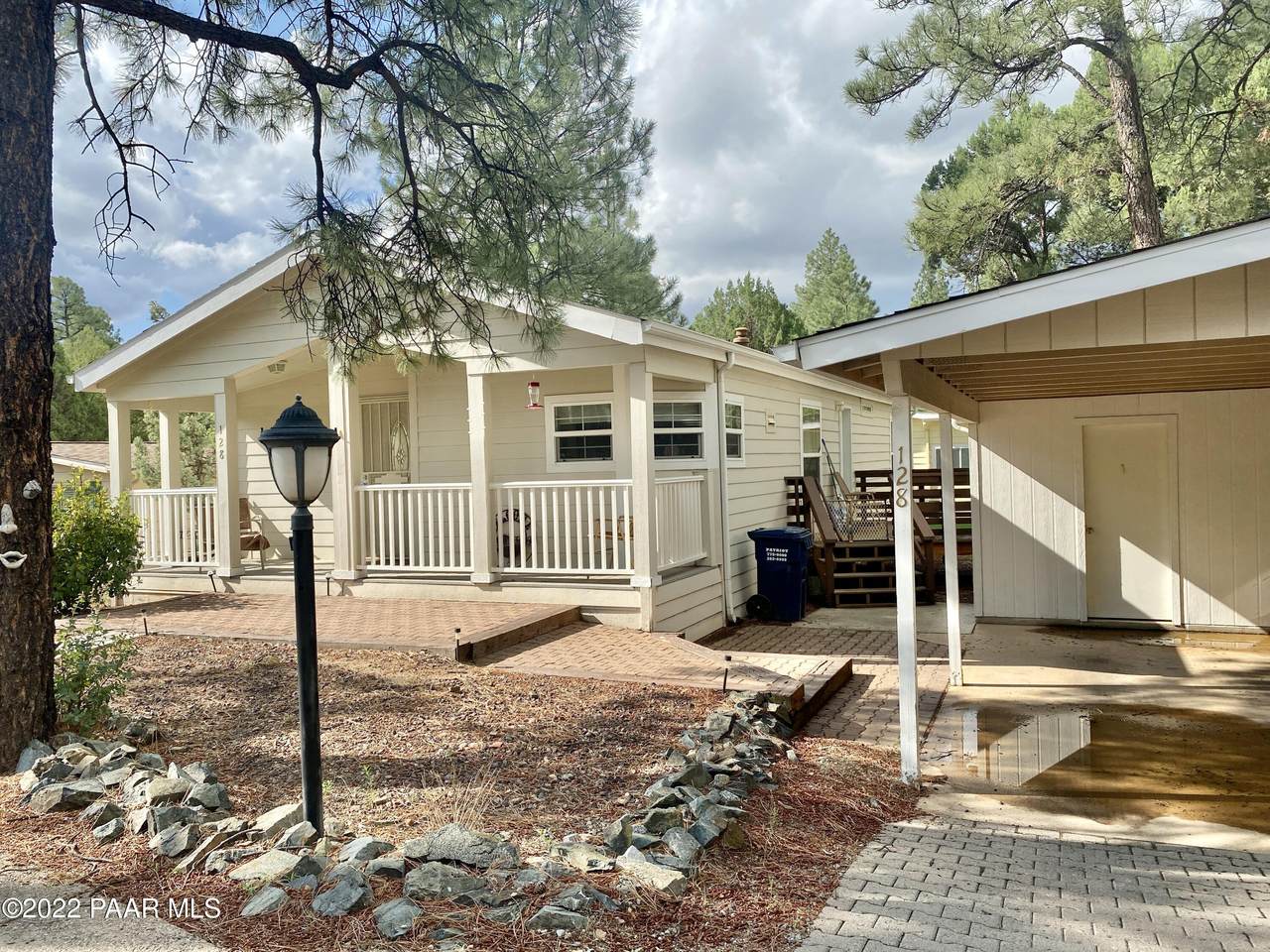 128 Briar - Photo 1