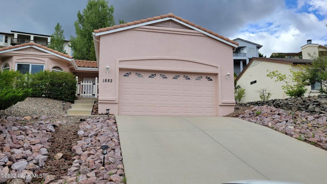 1882 Oriental Avenue - Photo 1