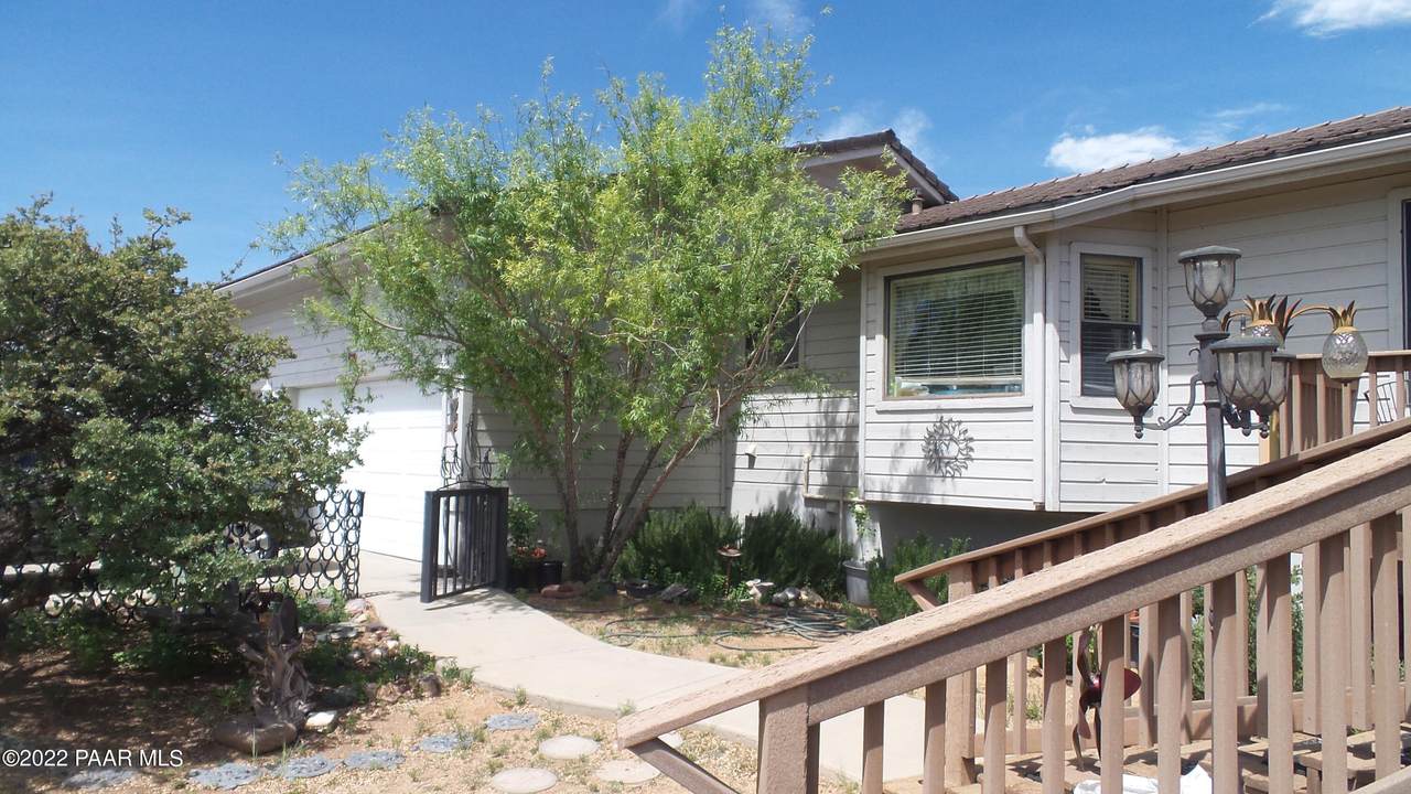 2055 Mountain Oak Road - Photo 1