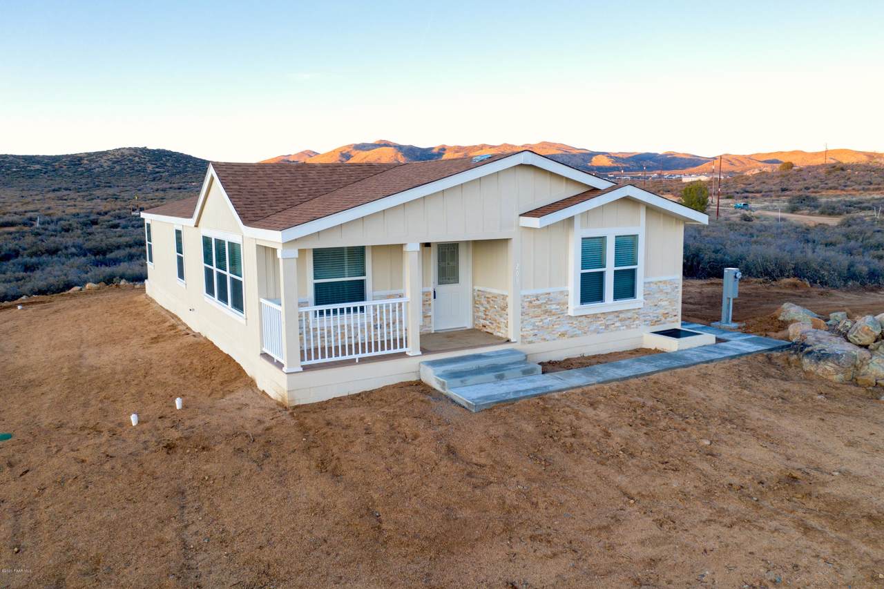 200 Montana Valley Road - Photo 1