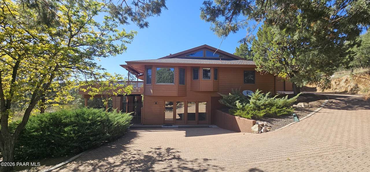 2394 Oakwood Drive - Photo 1