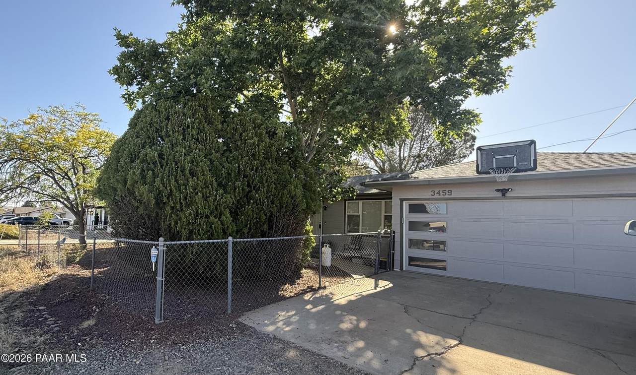 3459 Catherine Drive - Photo 1