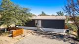 1529 Private Road - Photo 2