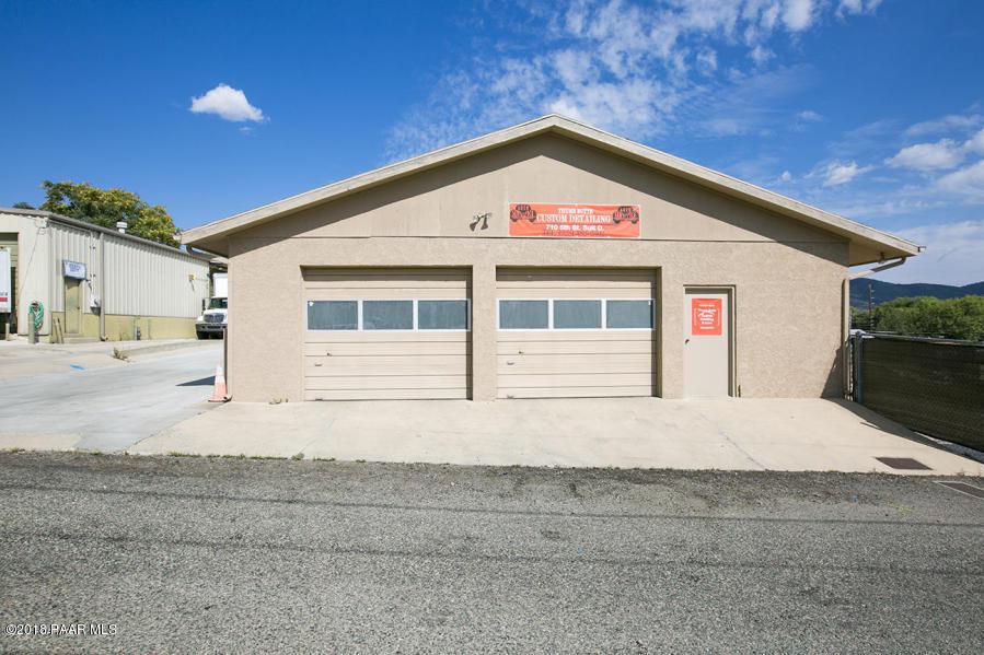 710 5th Street - Photo 1