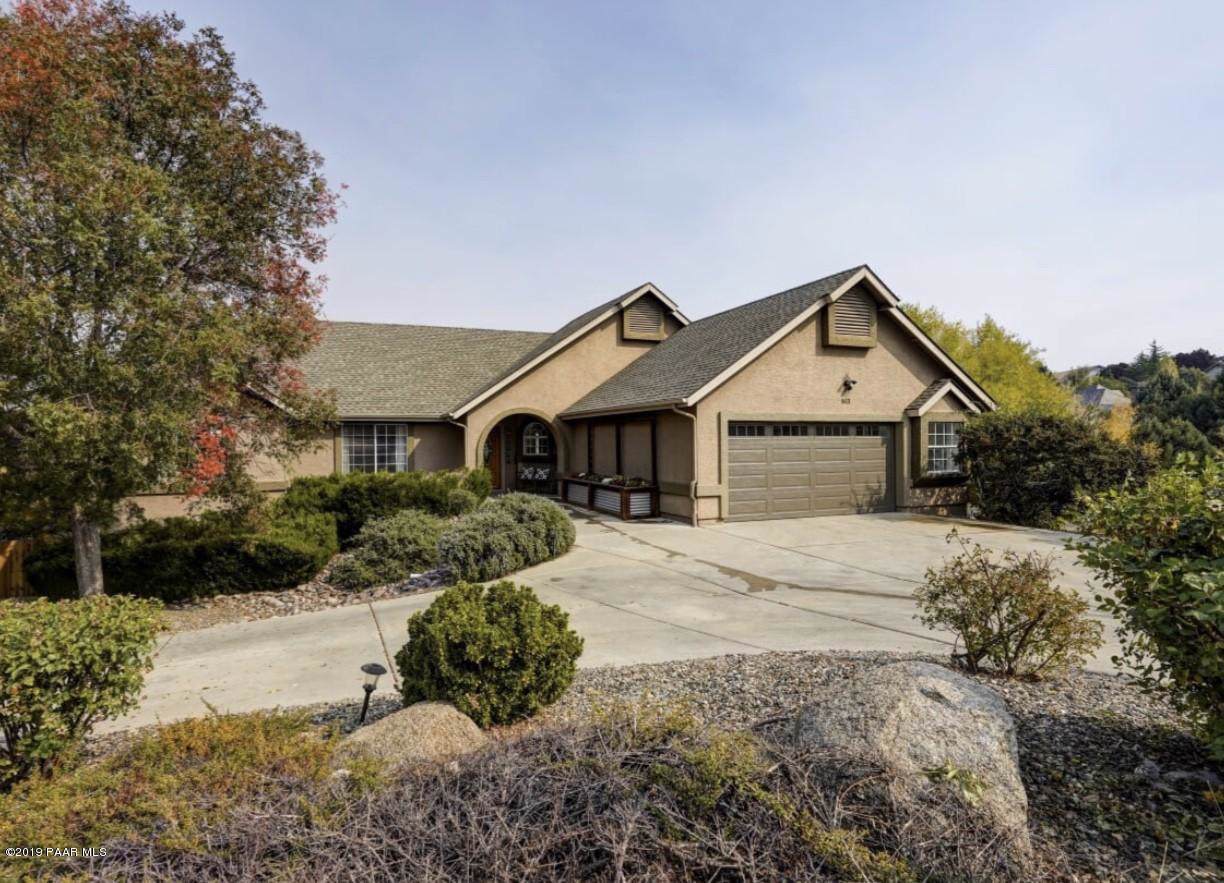 1613 Laurel Lane - Photo 1