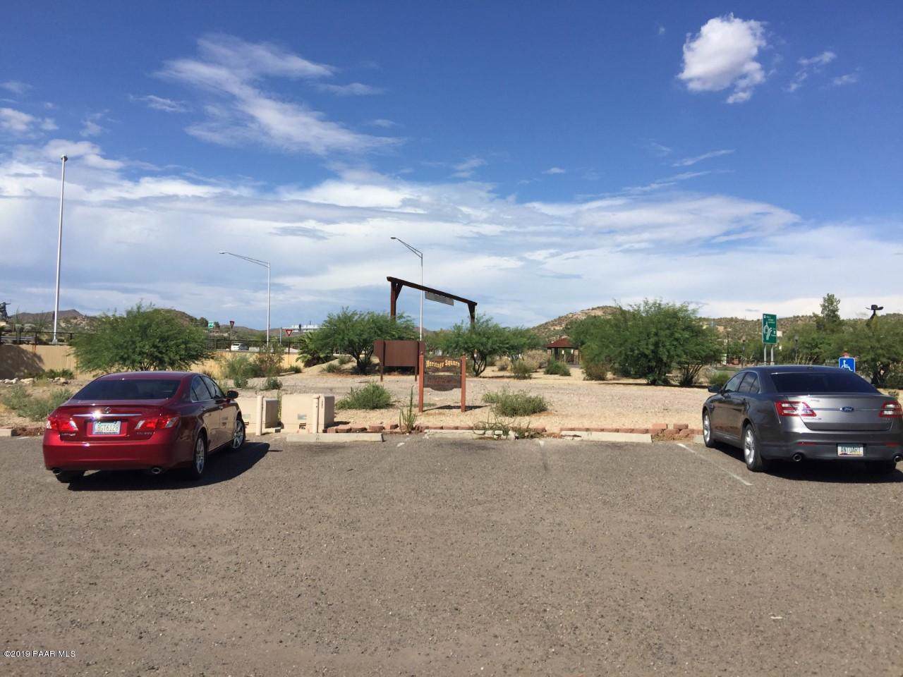 162 Wickenburg Way - Photo 1