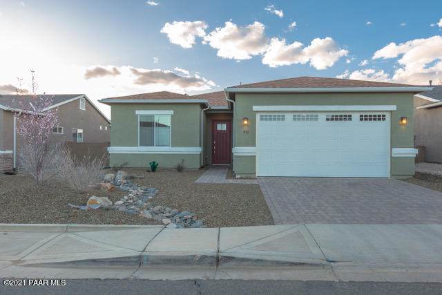 910 Diaz Street - Photo 1