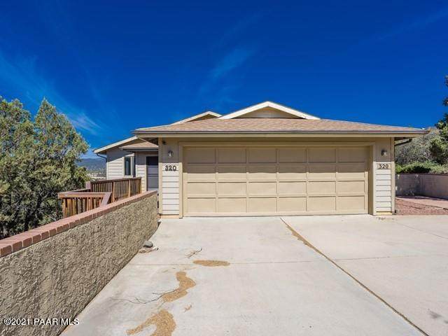 320 Buckingham Place - Photo 1
