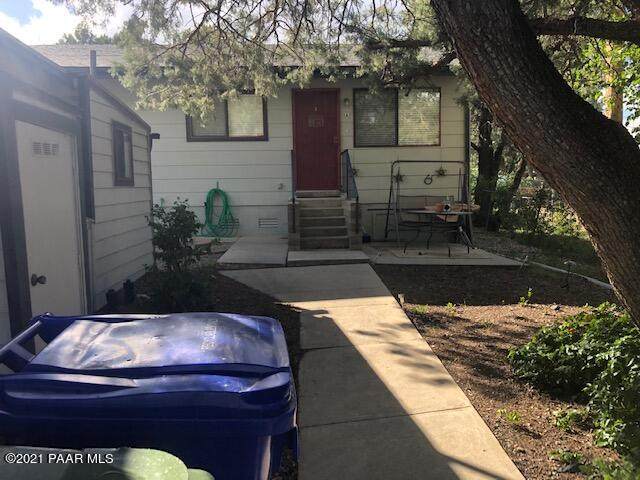 216 Penn Avenue - Photo 1