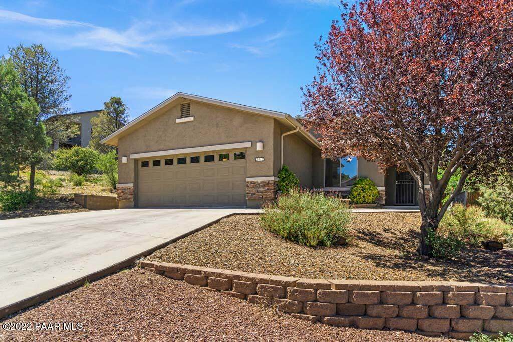 202 Newport Drive - Photo 1