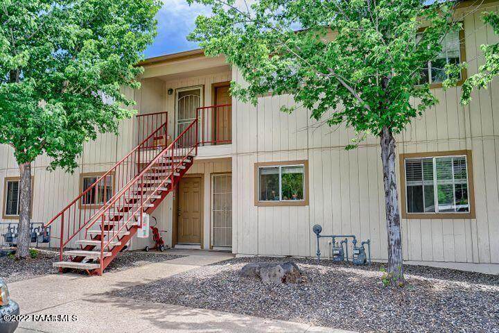 2401 West Street - Photo 1