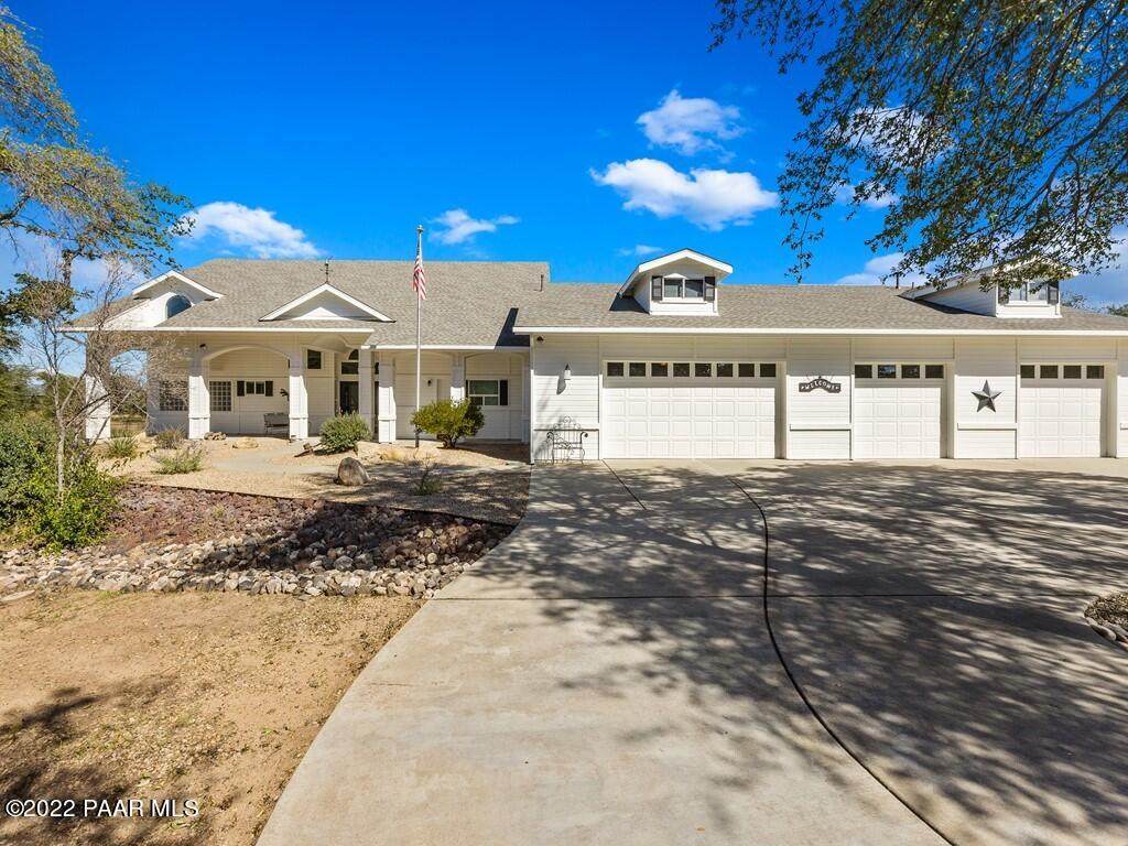 8610 Oak Forest Drive - Photo 1