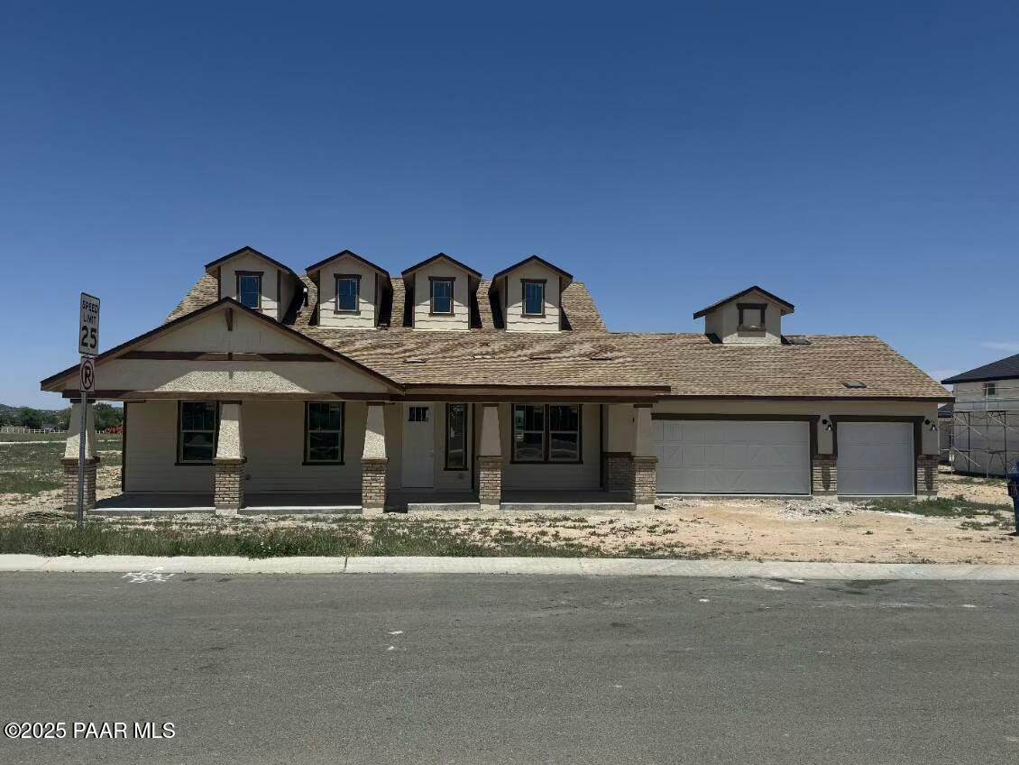 2545 Connor Avenue - Photo 1