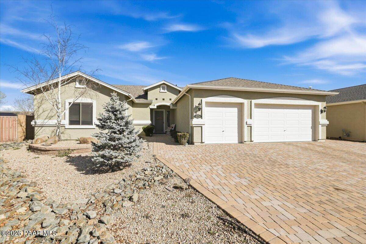 4534 Kirkwood Avenue - Photo 1