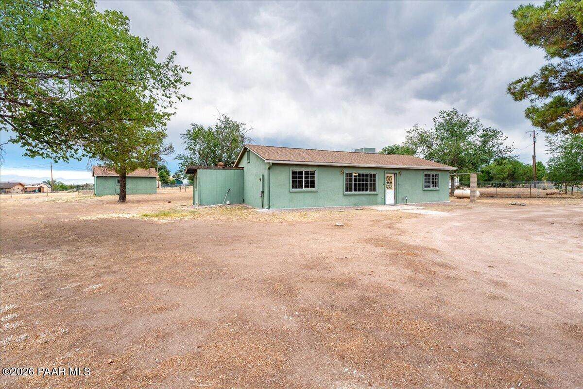 2469 Thunder Lane - Photo 1