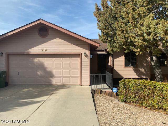 214 Chestnut Drive - Photo 1