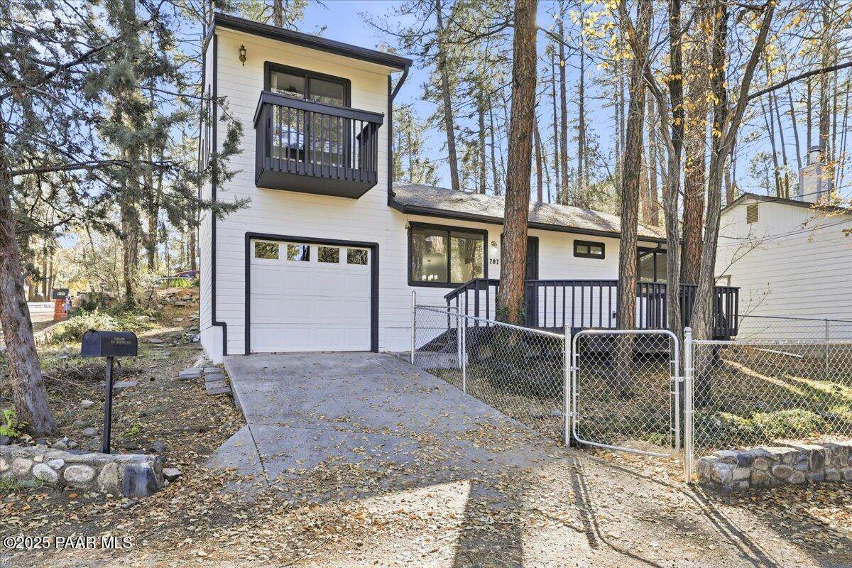 707 Cherokee Road - Photo 1