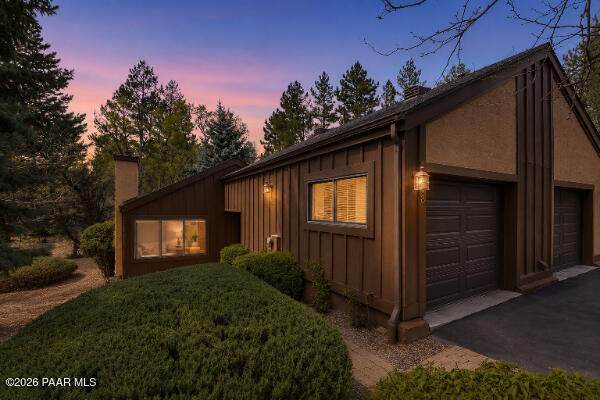 298 Mahogany Lane - Photo 1