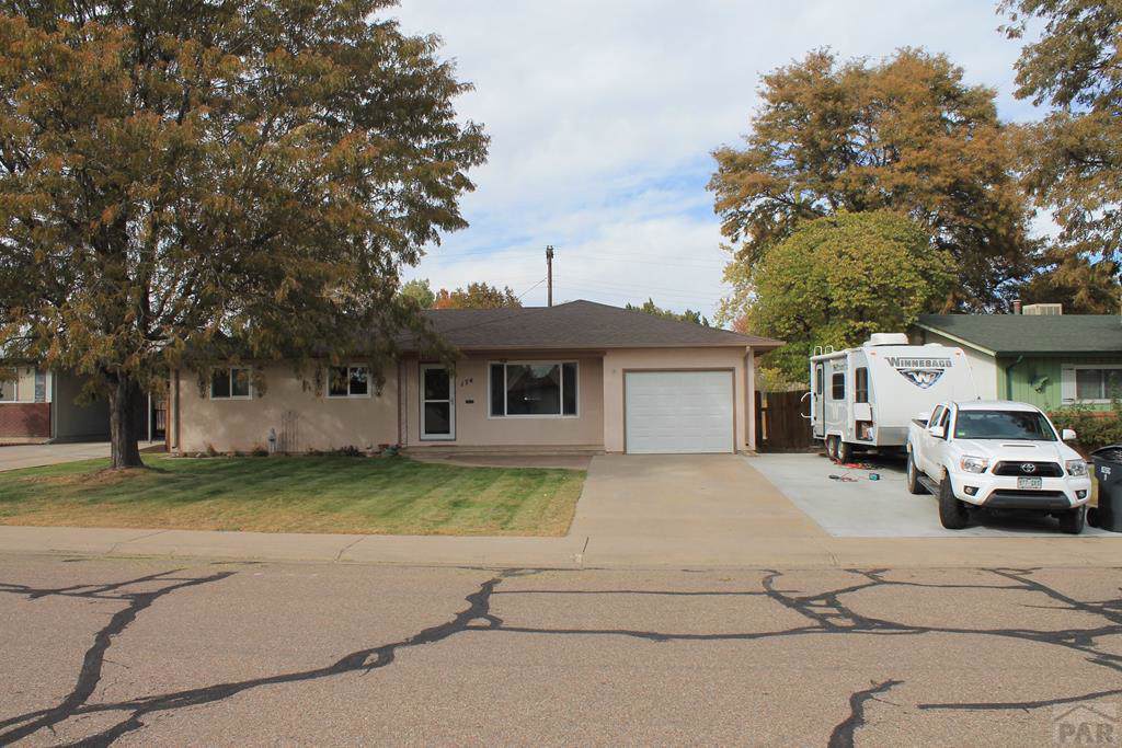 174 Cornell Circle - Photo 1