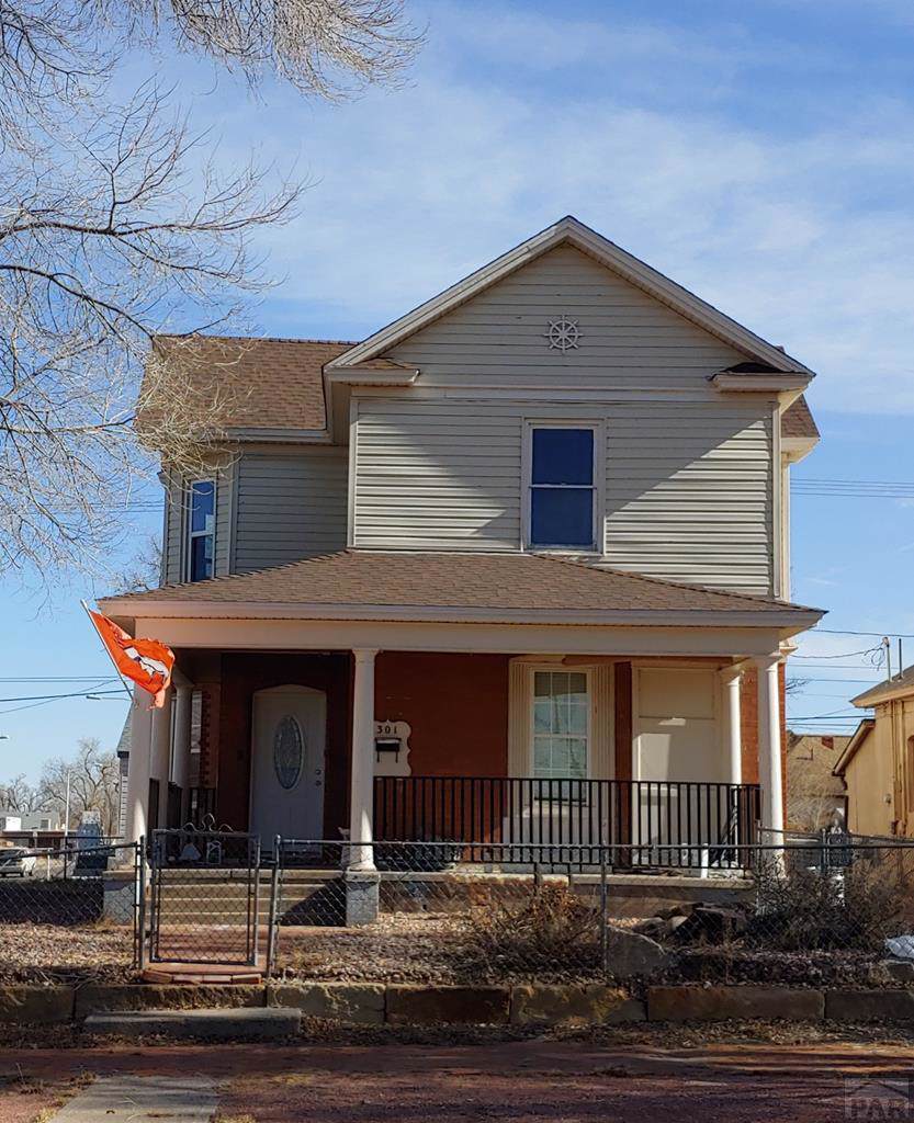 301 Cimarron Ave - Photo 1