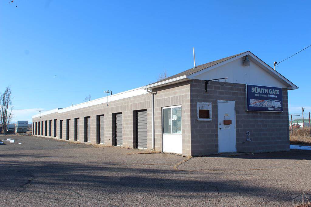 2925 Lake Ave - Photo 1
