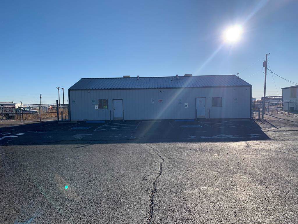 42 Fabrication Dr - Photo 1