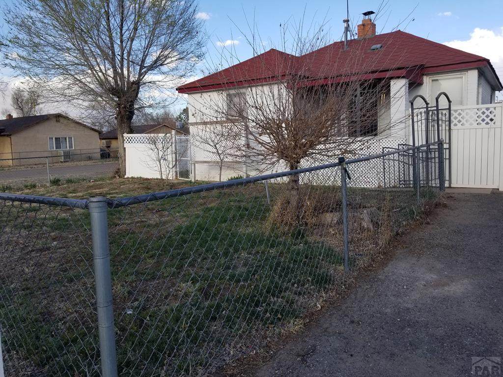 1702 Van Buren St - Photo 1