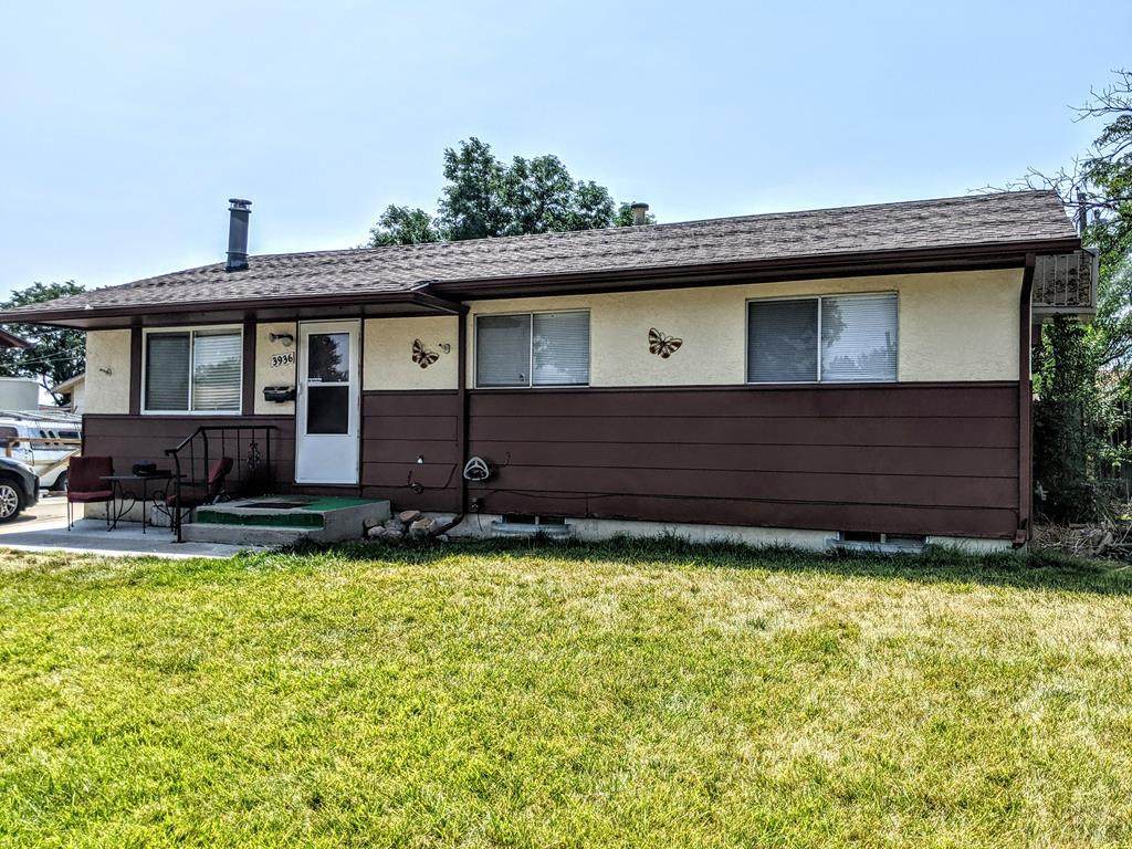 3936 Sheffield Lane - Photo 1