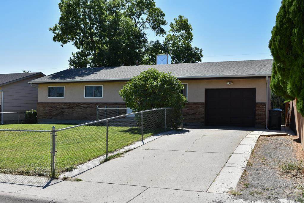 3712 Farabaugh Lane - Photo 1