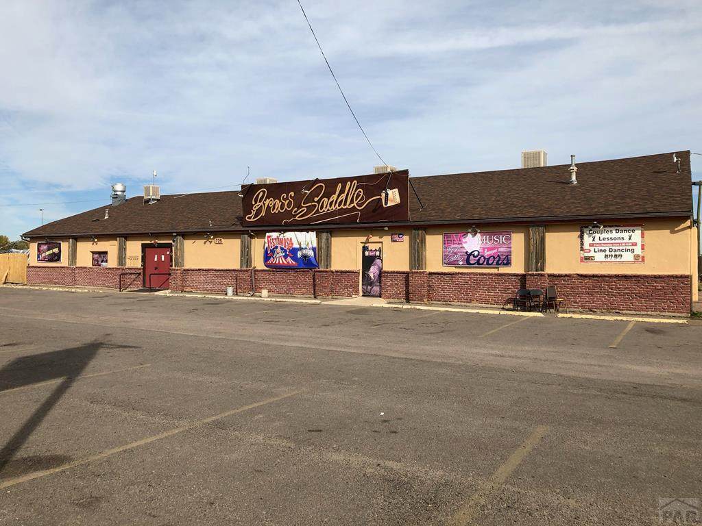 1725 Pueblo Blvd - Photo 1