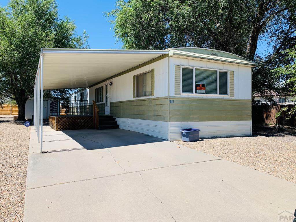925 Saki Dr - Photo 1