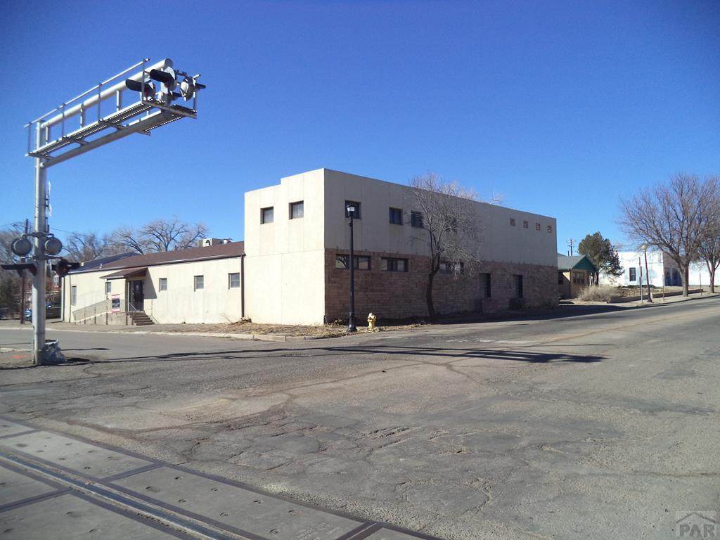 325 Main - Photo 1