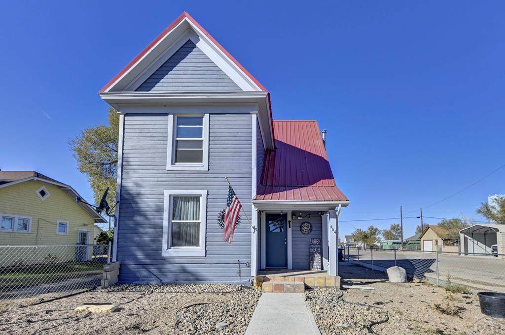 404 Iowa - Photo 1