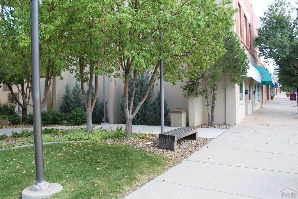 307 Colorado Ave - Photo 1