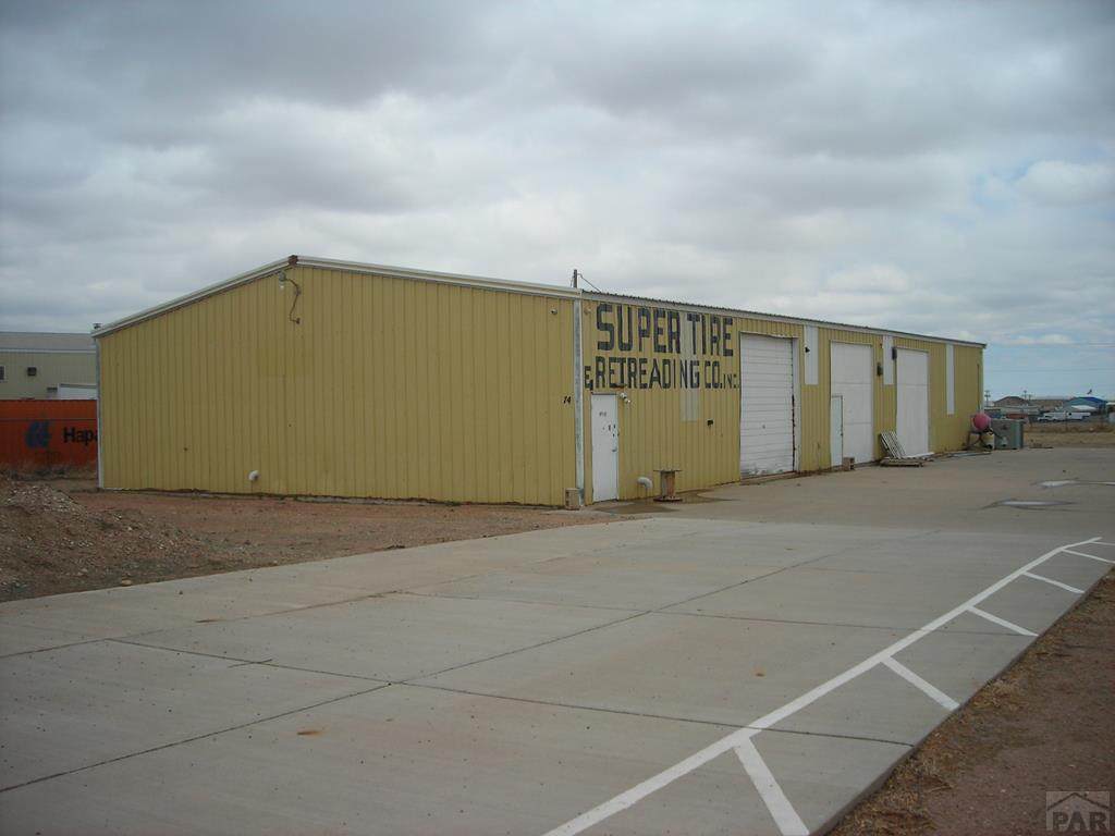74 Fabrication Dr - Photo 1