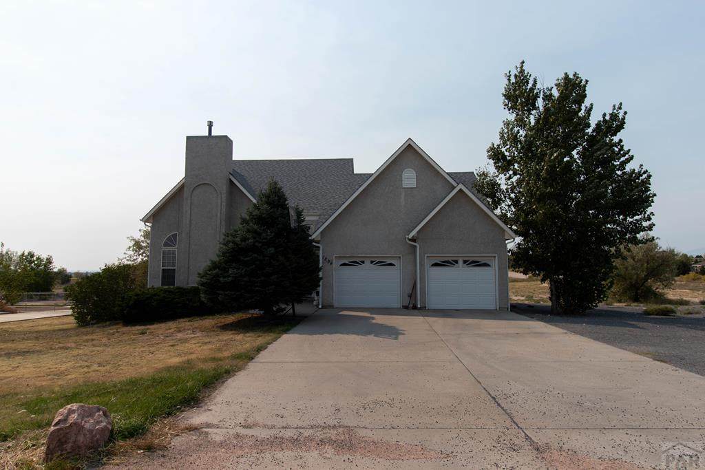 1894 Tejon Ave - Photo 1