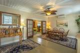19 Leslie St - Photo 17