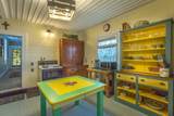 19 Leslie St - Photo 20