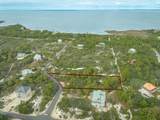 1332 Azalea Dr - Photo 6