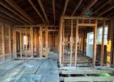 215 10th St - Photo 7