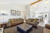 325 Marks St - Photo 14