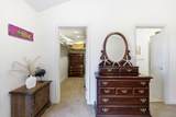 325 Marks St - Photo 30