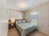 138 Maple Ave - Photo 15