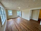 525 8th St - Photo 3