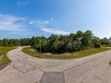 303 Hibiscus Ln - Photo 17