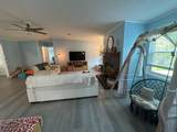 247 Selma St - Photo 15