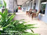 2390 Oak St - Photo 10